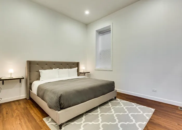 Converted Store Front Lets Live Like A Local In The Heart Of It All!